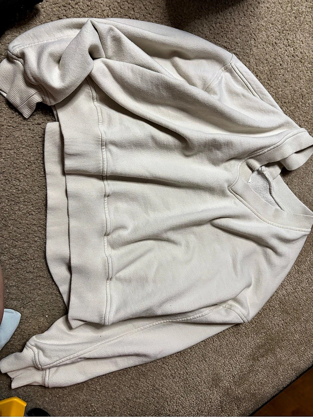Aerie Crewneck Sweatshirt in cream Size Large